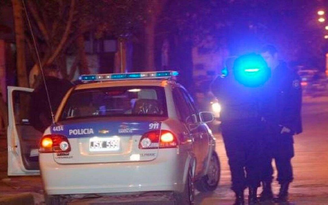 Un policía bonaerense asesinó a su pareja de un disparo en el pecho