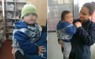 Abandonaron a un bebé en la calle con un terrible cartel