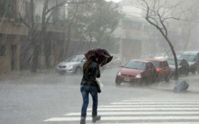 Rige una alerta por tormentas fuertes