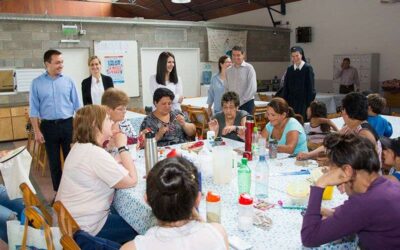 El intendente Watson visitó el centro “La Nazarena”
