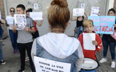 Decepción, silencio y paranoia: así vive el barrio de los acusados de violar a una menor en manada