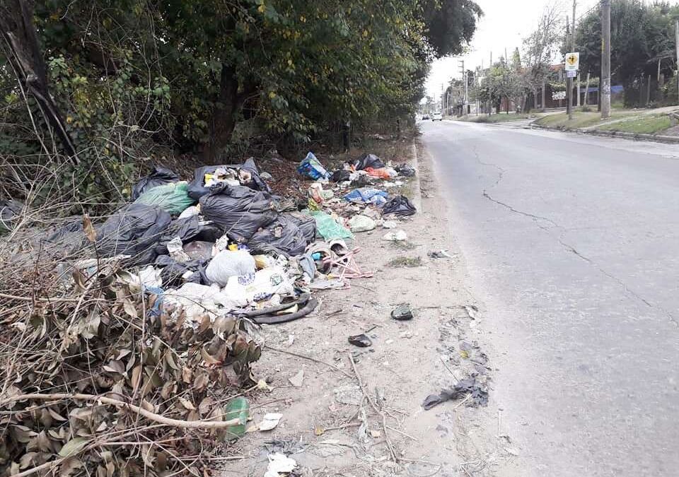 Basura: «Una estafa millonaria a los varelenses”