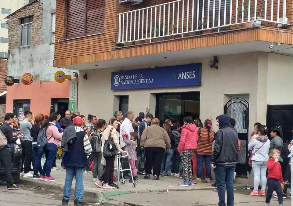 Florencio Varela colapsado: mucha gente y precarios servicios