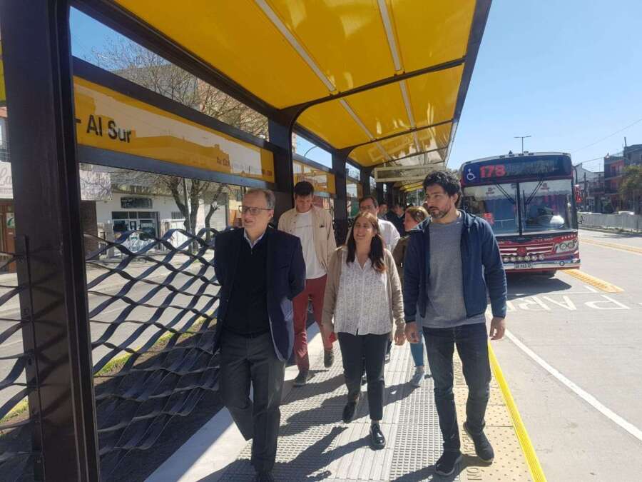 ALANIZ PRESENCIÓ LAS ÚLTIMAS PRUEBAS DEL METROBUS JUNTO A FUNCIONARIOS DEL MINISTERIO DE TRANSPORTE