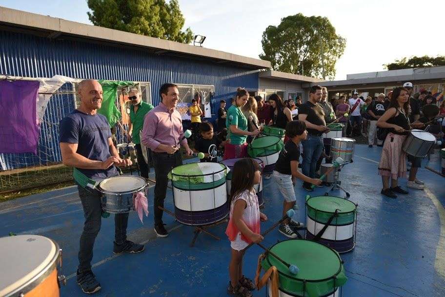 Ritmo y talento varelense en Caja de Resonancia