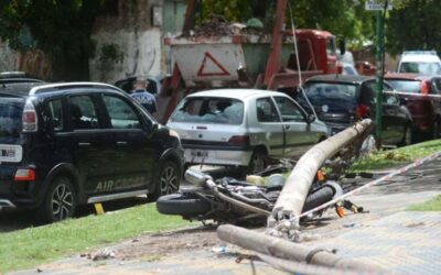 Muerte del médico municipal : la autopsia reveló que lo mató el golpe que recibió tras la caída del poste de luz