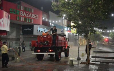 Siguen desinfecciones en la vía pública