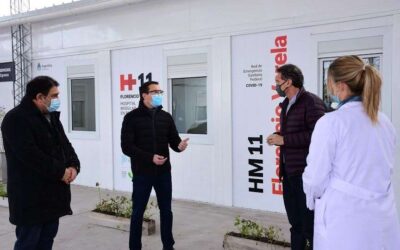 Katopodis y Watson, en el Hospital Modular de emergencia