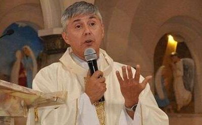 Sacerdote de Quilmes con Covid positivo