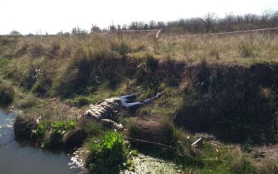 Hallan el cadáver de un hombre acribillado a balazos a la vera del arroyo Las Conchitas