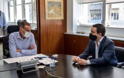 Arrieta con Watson en reunión para preparar proyectos para la trama vial varelense