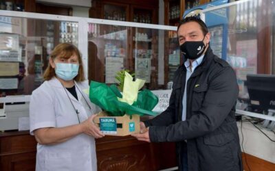 Watson recorrió comercios históricos en la zona céntrica de Florencio Varela