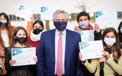 Fernández llamó a «defender la universidad pública» de los que creen que no es necesaria”