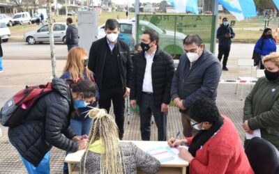 Andrés Watson: “Superamos las 200 mil dosis aplicadas en un día emblemático para todos ”