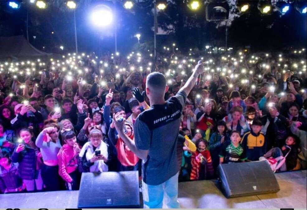 Espectáculos musicales por el día del estudiante en la plaza San Juan Bautista