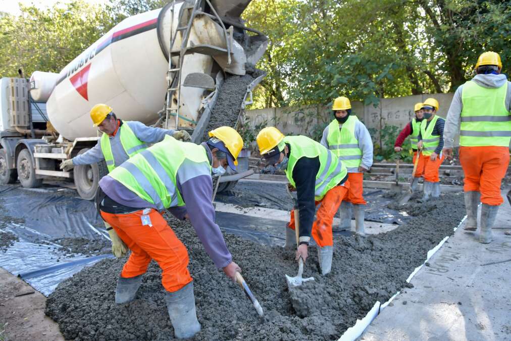 Licitan obras por más de $1.300 millones, para mejoras en calles y hacer un paso bajo a nivel