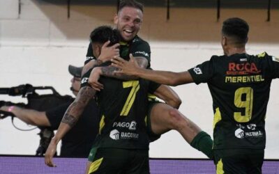 Defensa y Justicia, con diez jugadores, derrotó a Lanús y se adjudicó el subcampeonato