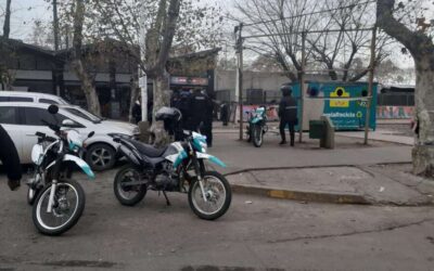 Con la Policía, impiden a los manteros  ocupar el centro varelense