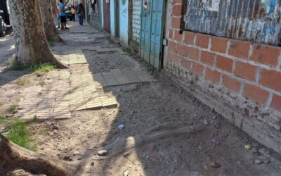 Villa Vatteone centro: Vecinos se quejan por las veredas rotas