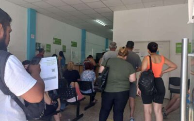 Sin aire acondicionado ni ventilador en el Registro Civil en plena ola de calor