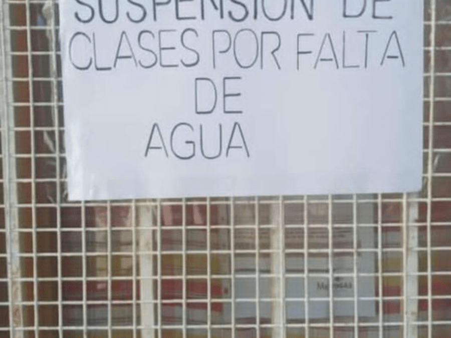 Suspenden las clases en varias escuelas de Varela por el calor extremo:  Sin ventilación ni agua