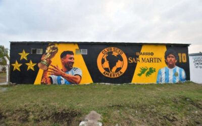 Mural en homenaje a Lionel Messi y a Diego Maradona en el barrio General San Martín