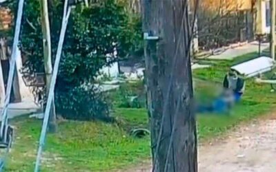 VIDEO: Lo filmaron sacando el cadáver de un vecino a la calle y quedó preso