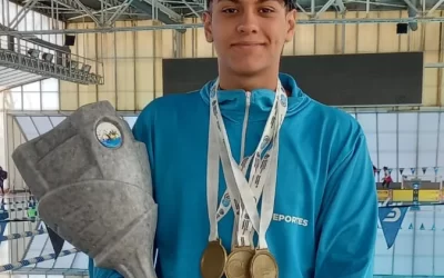 Natación: Manuel Vega, el nadador varelense es cuádruple campeón nacional en JE