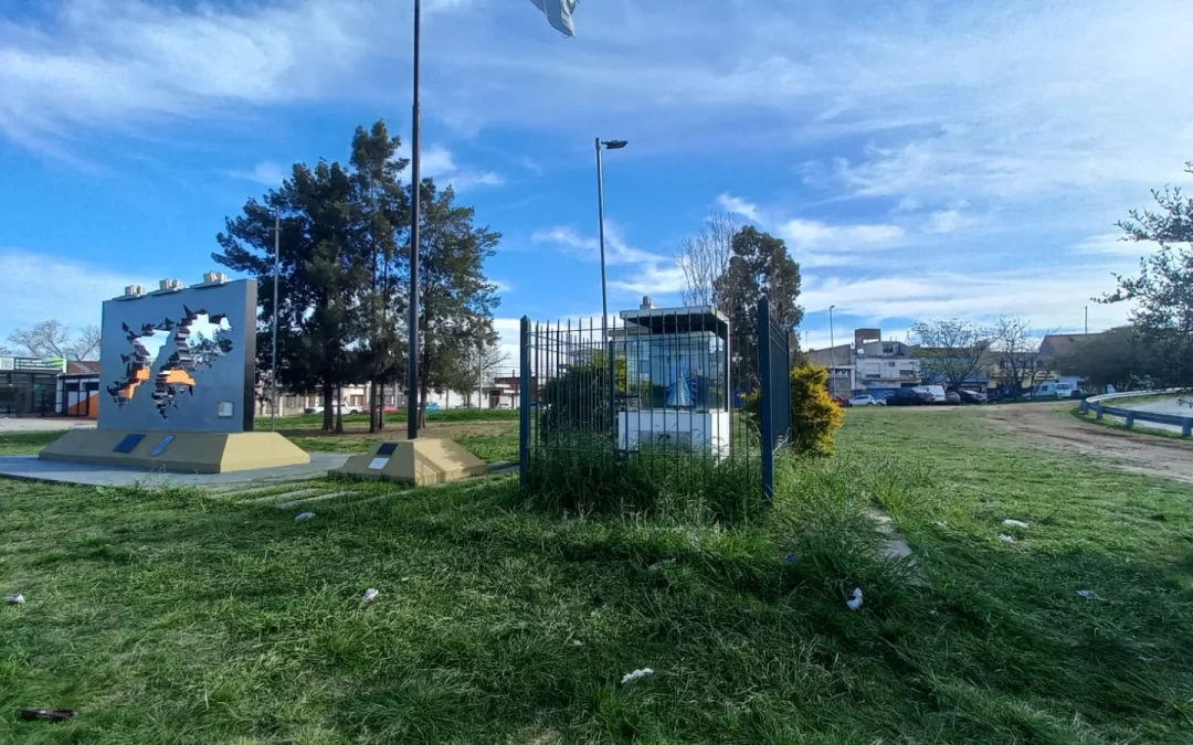 Cruce Varela: El Monumento a los Veteranos y Caídos en la Guerra de Malvinas necesita mantenimiento