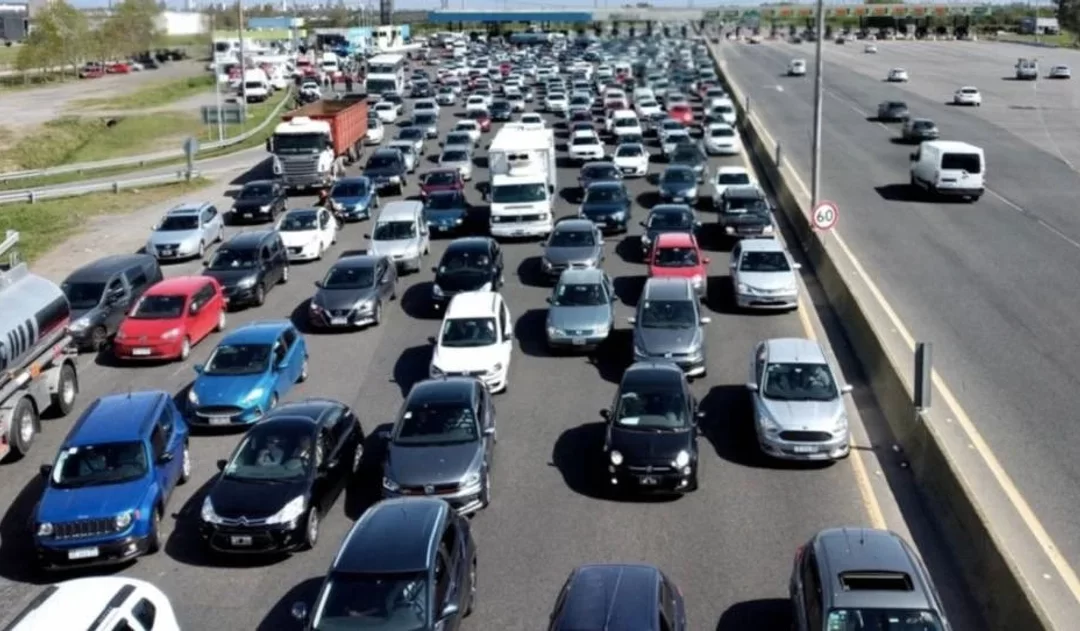 Mar del Plata: más de 500 autos ingresan a la ciudad balnearia por el inicio de la segunda quincena de enero