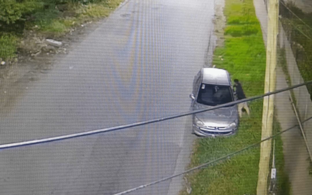Detuvieron a un sujeto que intentaba robar un auto
