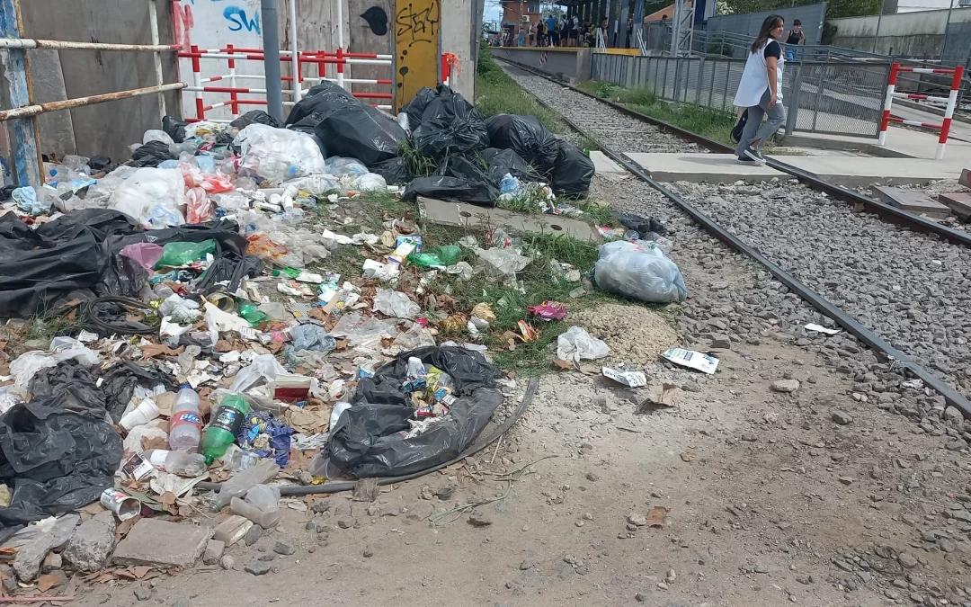 BIENVENIDOS A «POBRELA»