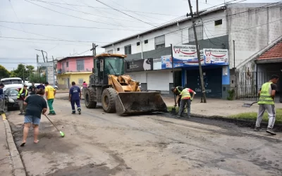 Continuaron los operativos de higiene urbana y saneamiento hidráulico en barrios varelenses