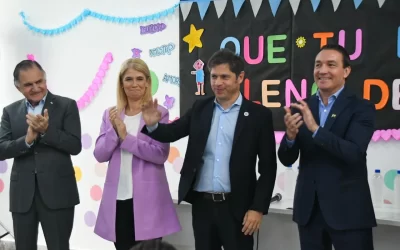 Kicillof abrió el ciclo lectivo en Varela con un duro mensaje contra Milei: “Hizo lo imposible para que no arrancaran”