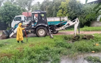 Operativos en el sistema hidráulico durante la tormenta: Más de 4500 usuarios sin luz en Varela