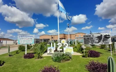 En una cárcel de Florencio Varela inauguraron una plazoleta en homenaje a los caídos y héroes de la guerra de Malvinas