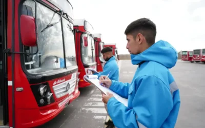 Ahora también el Municipio inspeccionó a colectivos de la empresa La Colorada S.A.