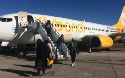 La low cost Flybondi traslada mañana sus operaciones a Ezeiza por el paro aeronáutico