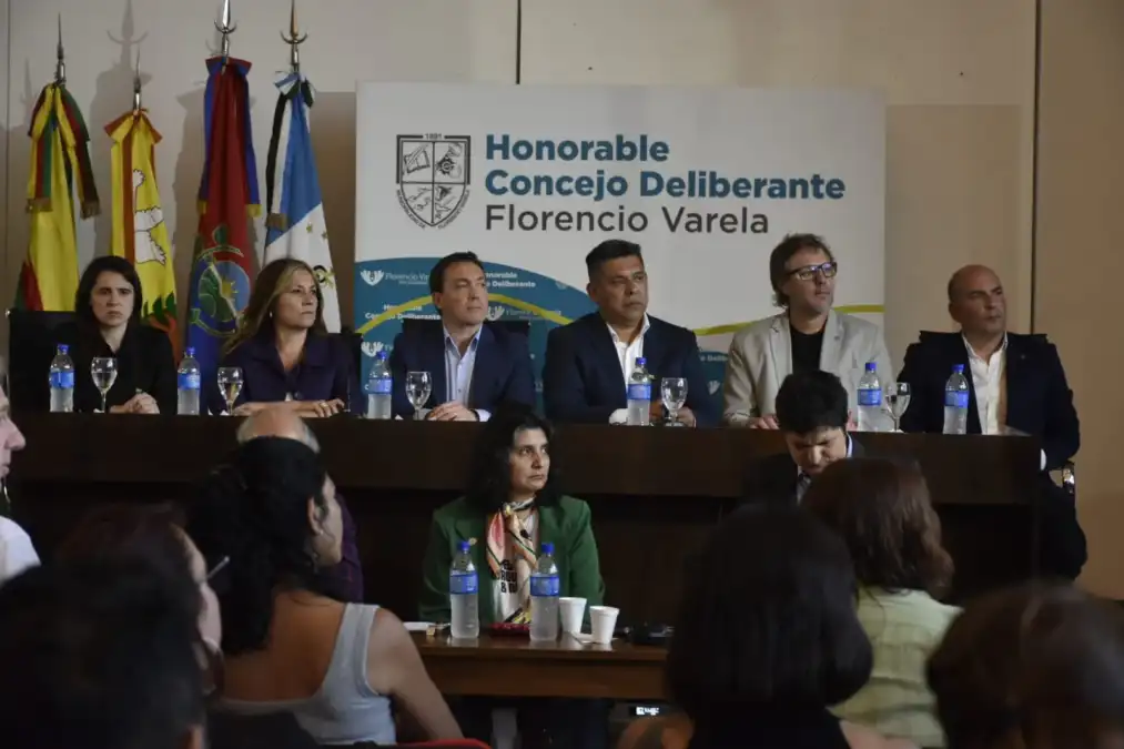 Concejales de cinco distritos repudiaron el veto de Milei a la ley de financiamiento universitario