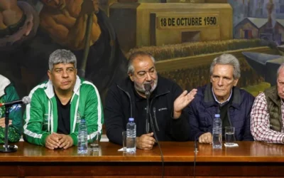 «El regreso de los muertos vivos»: el Gobierno le puso título al paro de la CGT y a la vuelta de Sergio Massa