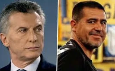 El intendente Andrés Watson supervisó la primera etapa de las tareas para poner en valor la escuela nombrada “Ismael Luis Rosselli”, ubicada en la calle Roma, entre Holanda y Cafferata. El titular del Ejecutivo local destacó: “Las intervenciones fueron realizadas en articulación con el Gobierno de la Provincia de Buenos Aires, a cargo de Axel Kicillof, mediante el Fondo Educativo, con la misión de resguardar a docentes, directivos, auxiliares, niños y niñas”.  Además, el Mandatario Comunal repasó las acciones que contemplaron “tanto la instalación como readecuación de gas natural y de electricidad según las normativas vigentes, el acondicionamiento del techo con labores de zinguería junto con la refacción no solo de la cubierta sino del acceso al establecimiento”. Pintura de paredes, arreglos en sanitarios y cocina fueron asignados a la próxima instancia. La directora de la institución desde 2020, Blanca Adet, reconoció “el permanente apoyo del Municipio, quedamos súper agradecidos y felices por los resultados”. “El beneficio fue enorme, por ejemplo, tener un frente con identificación, la tranquilidad de estar seguros: fue un cambio grandísimo”, consideró. Gabriela, docente de cuarto grado, describió los cambios en su aula. “Repararon las luminarias, pusieron una estufa nueva, quedó reequipado antes de la llegada del invierno. Todo muy lindo”, concluyó. También Susana, personal de mantenimiento y vecina del barrio, aseguró que “las reformas dieron comodidad, representaron una mejoría general”.  Estuvieron la secretaria de Educación -Andrea Digiobani-, su par en la cartera de Obras, Servicios Públicos, Ambiente y Planificación Urbana, Diego Trejo; el jefe distrital de Educación, Alfredo Schveizer; las inspectoras Karina Romero, del nivel primario, y Estela Flores, de Educación Física; consejeros escolares, entre otros.