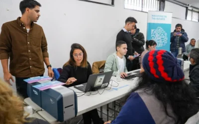 Continuó la entrega de pases libres multimodales en Florencio Varela
