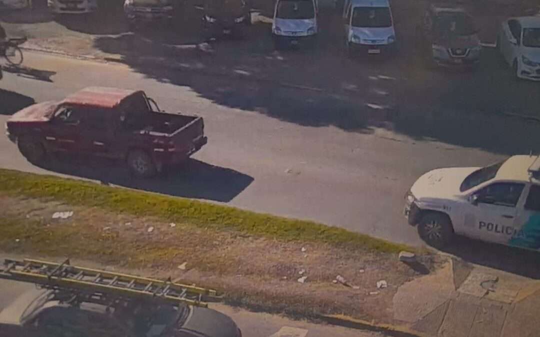 Seguimiento policial a una camioneta imposibilitada para circular