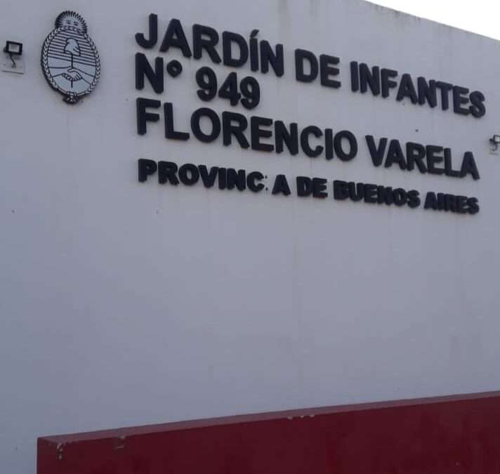 Invasión de mosquitos afecta al Jardín 949 en Santa Rosa