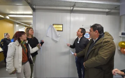 UPA Florencio Varela: El intendente Watson entregó equipamiento para tratamientos oncológicos