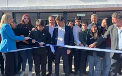 Axel Kicillof en Florencio Varela : “El modelo de Milei es criminal y no los vamos a dejar destruir la escuela pública”