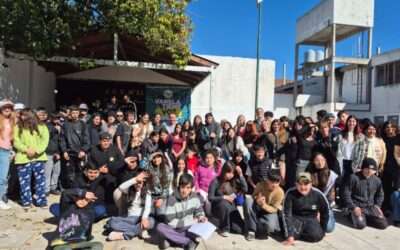 Estudiantes de la Secundaria Nº23 conmemoraron el Día de la Radiodifusión Argentina