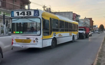 Línea 148: Se levantó la sorpresiva interrupción del servicio por conflicto tras posible venta de la empresa