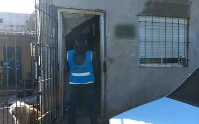 Cayó pedófilo en Florencio Varela: Le prestó el celular al hijo de su pareja y le descubrieron imágenes de abuso sexual infantil