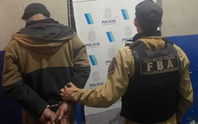 Don José: Detienen a jubilado por portación de arma y disturbios en la vía pública